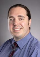 Headshot of Christopher Leonard, a provider who specializes in Family Medicine