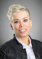 Headshot of Robyn Achmann, a provider who specializes in Adult Gerontology