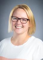 Headshot of Bethany Gabor, a provider who specializes in social work