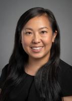 Headshot of Pao Vang, a provider who specializes in Family Meidicne