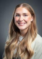 Headshot of Molly Ladwig, a provider who specializes in Family Medicine